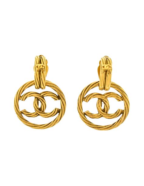 chanel vintage gold circle earrings